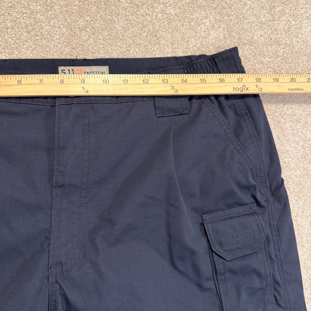 5.11 Tactical Cargo Pants Mens 38x30 Navy Blue Ripstop Multi-Pocket 74273-724 - Picture 6 of 8